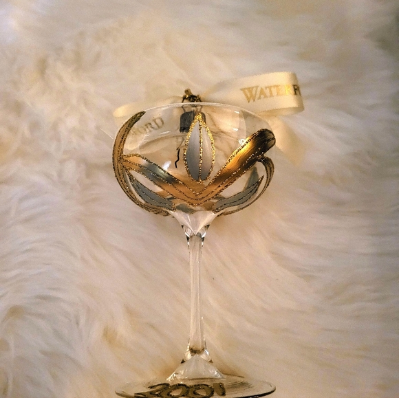 Waterford Crystal Holiday Heirlooms New Years Toast Ornament New In Box - Picture 2 of 6
